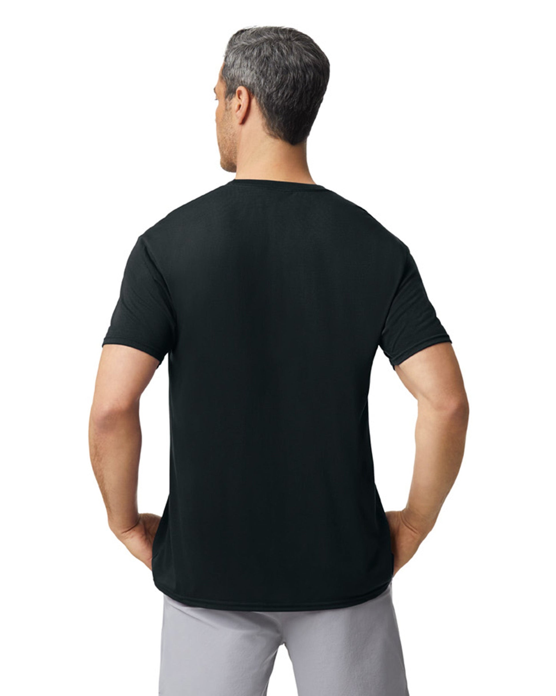 Medium Black Gildan 42000 