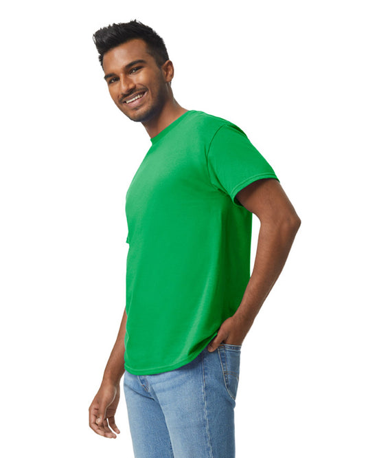 Medium Irish Green Gildan 5000 